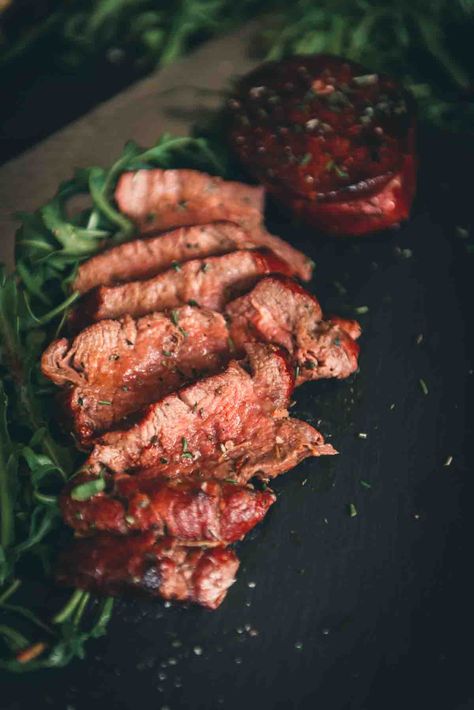 Grilling Filet Mignon, Best Grilled Steak, Filet Steak, Whole Beef Tenderloin, Grilled Beef Recipes, Mignon Steak, Filet Mignon Steak, Grilled Ribeye, Filet Mignon Recipes