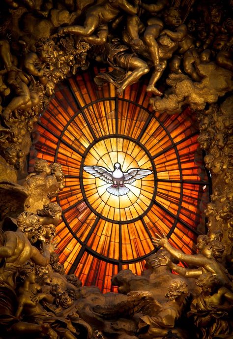 ♥The Holy Spirit window at St. Peter's Basilica in Rome Holly Spirit, St Peters Cathedral, Lorenzo Bernini, Pentecost, Vatican City, Holy Ghost, Stained Glass Window, Sacred Art, Stained Glass Art