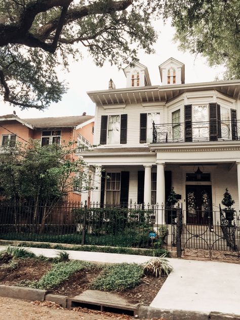 Ahs Coven House, Coven House, New Orleans Cafe, Best Gumbo, New Orleans Beignets, Aesthetic Weekend, New Orleans Mansion, Weekend Well Spent, New Orleans Travel Guide