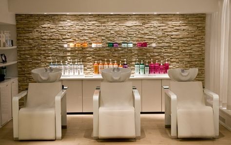 backbar Salon Shampoo Area, Beauty Bar Salon Ideas, Beauty Bar Salon, Beauty Salon Ideas, Salon Designs, Salon Design Ideas, Hair Salon Ideas, Home Hair Salons, Hair Salon Design