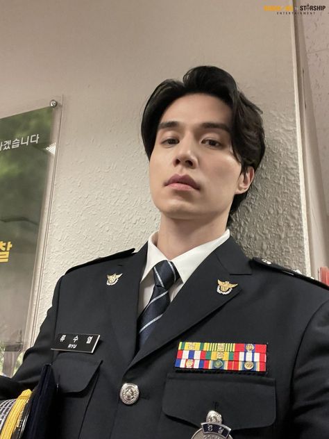 Lee Dong Wook Instagram, Tail Of The Nine Tailed, Control Yourself, Bad And Crazy, The Stranger Movie, Kento Yamazaki, Korean Shows, Go To Japan, Police Uniforms