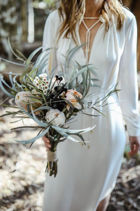 CARLY & LEVI’S QUEENSLAND WEDDING – Hello May Australian Native Flowers Wedding Bridal Bouquets, Native Flower Wedding, Wedding Flowers Native, Native Flower Arbour, Wedding Flowers Unique, Native Wedding Bouquet, Australian Native Flowers Wedding, Native Flowers Wedding, Native Flower Arrangements