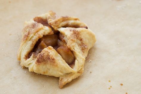 Apple Pie Bundles | Bake or Break Individual Apple Pies, Decorative Pie Crust, Apple Spice Cake, Individual Desserts, No Bake Pies, Fall Baking, Mini Desserts, Apple Recipes, Just Desserts