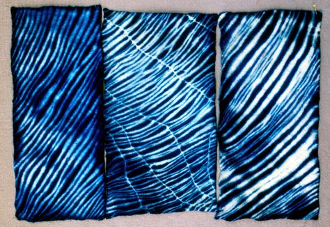 Shibori Tutorial, Tie Dye Folding Techniques, Arashi Shibori, Itajime Shibori, Shibori Diy, Fabric Dyeing Techniques, Shibori Designs, Shibori Fabric, Shibori Techniques