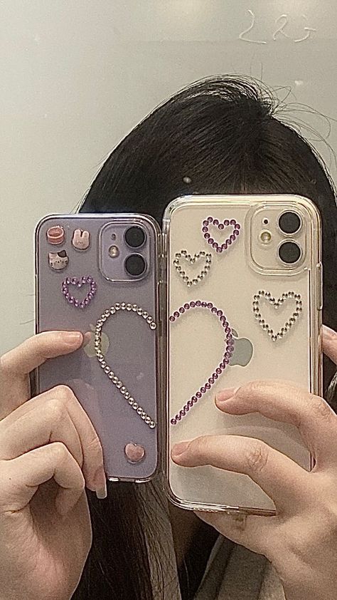 Matching Phone Cases Bff, Bff Iphone Cases, Case Iphone Couple, Bff Phone Cases, Aesthetic Phone Cases, Friends Phone Case, Phone Case Diy Paint, Diy Phone Case Design, Matching Phone Cases