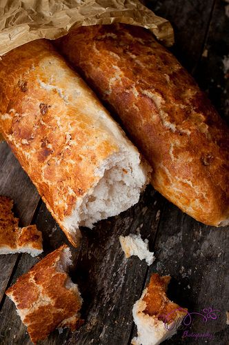 Good morning | by Aleksandra Konwa Chicken Mushrooms, Salad With Chicken, Soft Bread, Hot Bread, Rustic Bread, Bread Making, Bread Bun, Pan Bread, Bakery Bread