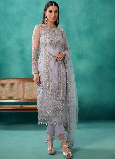 Net Suits Design Indian, Day Time Wedding, Indian Suits For Women, Suit Styles, Indian Suit, Straight Suit, Churidar Suits, Salwar Kamiz, Simple Pakistani Dresses