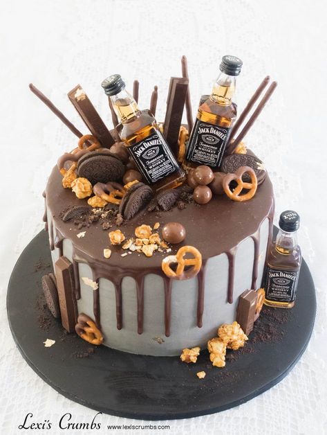 21st Cake For Guys, 30th Birthday Cake For Men, Guy Cakes, 21st Birthday Cake For Guys, Birthday Cake Ideas For Men, 50th Birthday Cakes For Men, Jack Daniels Cake, Cake Ideas For Men, Liquor Cake