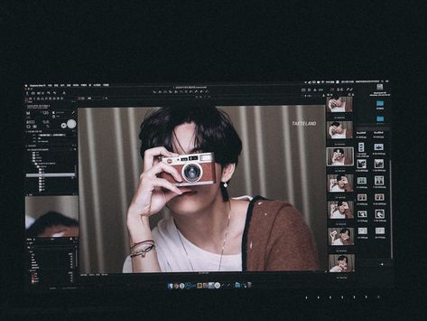 .·͙☽ on Twitter: "just look at me, v.… " Pc Wallpaper, Bts Aesthetic, Laptop Wallpaper, Wallpaper Pc, Bts Taehyung, Bts Wallpaper, Dark Aesthetic, B T S, Desktop Wallpaper