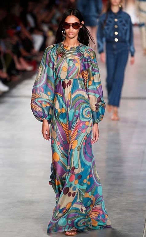 Fashion Fails, Fashion Fail, Printing Design, 2020 Fashion, Fashion Mistakes, Alberta Ferretti, Style Mistakes, Fashion 2020, Best Fashion