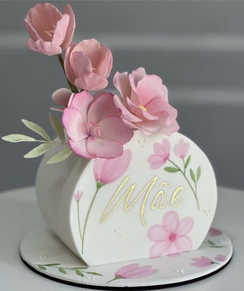 Birthday Cake For Mother Design Mom, Cake Designs Fondant, Cake Designs Simple, Resipi Kek, Birthday Cake Decorating Ideas, Chocolate Cake Designs, Fondant Cake Designs, Buttercream Cake Decorating, Beautiful Cake Designs