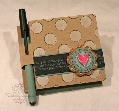 For the Love of Paper: Post It Note Holder with a Twist Tutorial Post It Note Holder, Sticky Notes Book, Post It Holder, Post It Note Holders, Diy Posts, Post It Note, Note Holders, Cadeau Diy, Craft Show Ideas