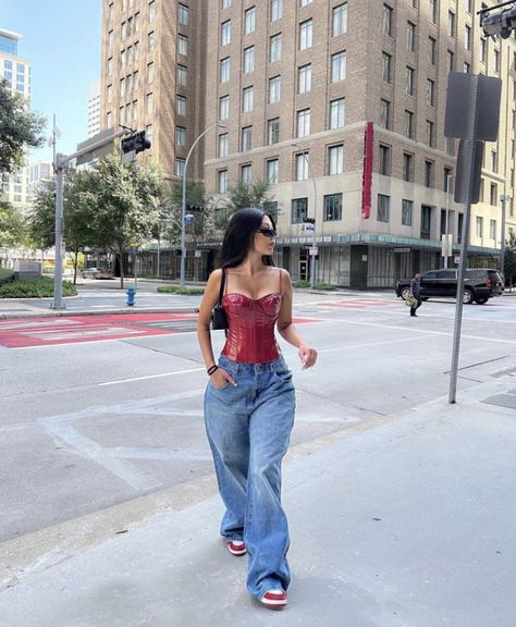 Red Inspired Outfits, Red Streetwear Outfit, Corset Outfit Street Style, Corset And Jeans Outfit, Red Corset Outfit, Baddie Concert Outfits, Corset Top And Jeans, Concert Outfit Aesthetic, Red Top Outfit