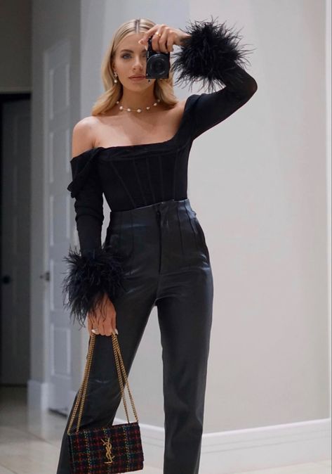 New Years Eve Outfit Cold Weather, Feather Sleeve Top Outfit, Cool Weather Bachelorette Outfits, New Years Classy Outfit, Long Sleeve Feather Top, 2024 New Year Outfit, New Years Outfit Cold Weather, Birthday Outfits Cold Weather, Outfit For New Years Eve Night