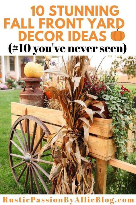 Fall Front Yard, Front Yard Fall Decor, Front Yard Decor Ideas, Yard Fall Decor, Country Porch Decor, Yard Decor Ideas, Outside Fall Decorations, Farmhouse Simple, Outdoor Wagon