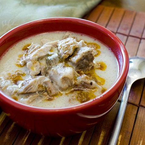 Lamb Soup, Turkish Lamb, Yogurt Soup, Egyptian Food, Eastern Cuisine, Yogurt Sauce, Exotic Food, Lamb Recipes, Middle Eastern Recipes