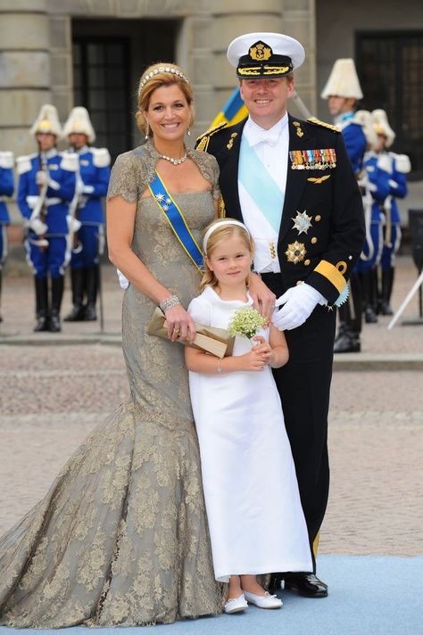 Princess Catharina-Amalia's tiara debut, first tour and more as future Dutch queen turns 21 Dutch Queen, Princess Máxima, 7 December, Victoria Wedding, Dutch Royalty, Familia Real, Crown Princess Victoria, Royal Families, Queen Maxima