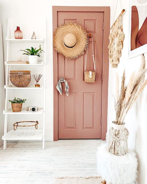 Pink Door Frame, Pink Door Bedroom, Dusty Pink Boho Bedroom, Pink Doors Interior, Pink Bedroom Door, Boho Doors, Tiny Chalet, Items To Paint, Pink Chalk Paint