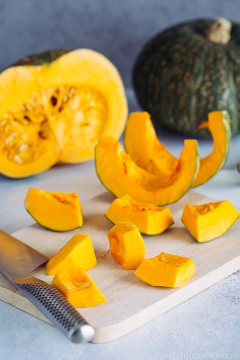 Kabocha Squash Recipe, Kabocha Squash Soup, Japanese Pumpkin, Cooking Japanese, Buttercup Squash, Just One Cookbook, Easy Japanese Recipes, Kabocha Squash, How To Cook Rice