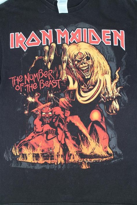 Iron Maiden T Shirt, Iron Maiden Shirt, Band Logo, Vintage Mens T Shirts, Band Logos, How To Iron Clothes, Iron Maiden, Black Iron, The Beast