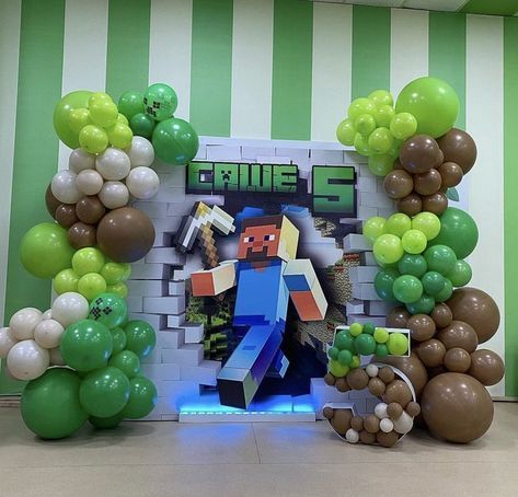 Minecraft Party Balloons, 5th Birthday Cakes For Boys, Minecraft Backdrop, Minecraft Balloons, Birthday Barbecue, Minecraft Bday, Minecraft Decoration, Birthday Theme Decoration, Minecraft Theme