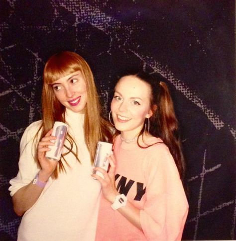 QT & Hannah Diamond Hannah Diamond, Pc Music, Hey Cutie, Typography Inspiration, Model Poses, Music Stuff, Anatomy, Musician, Typography