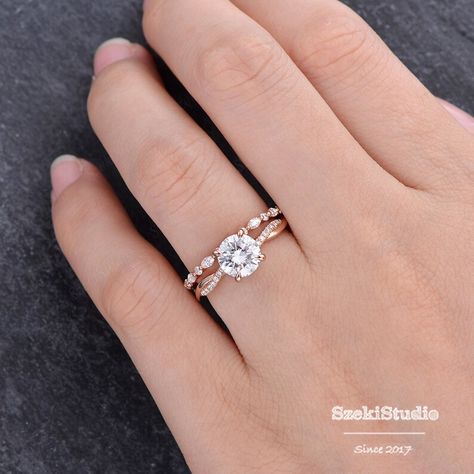 Infinity band engagement ring