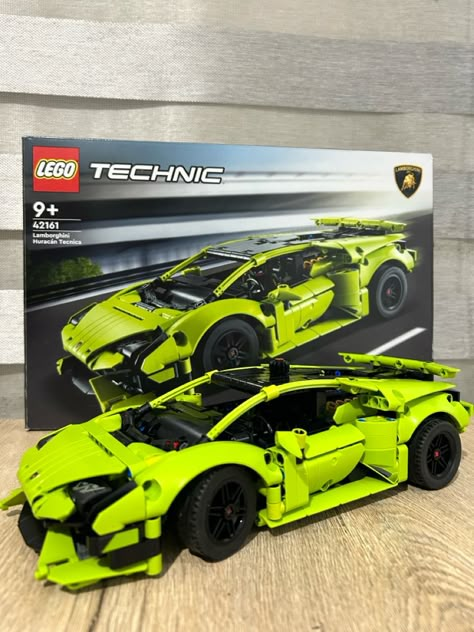 Stututu Turbo, Lego Lamborghini, Car Lego, Lego Figurine, Lego Sports, Castle House Design, Lego Kits, Lego Truck, Costumes Around The World