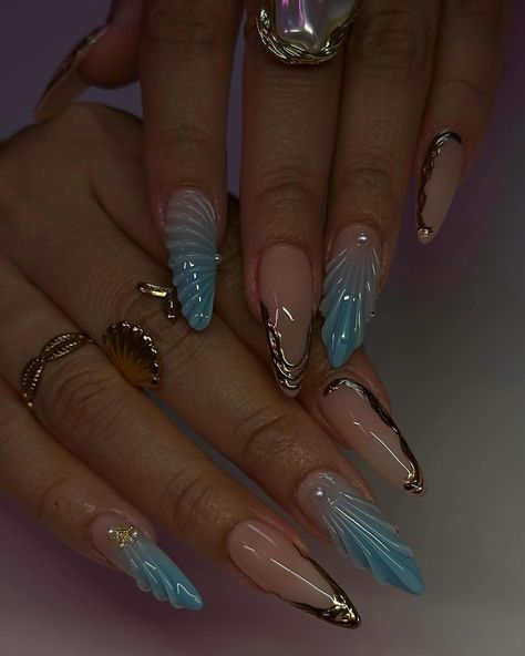 Mermaidcore has held sway as one of the biggest trends of the season, and with it came seashell nail art! From nautical elegance to edgy vibes, our roundup of seashell designs has something for everyone. Dive into these unique ideas and tap “Beauty” link in bio to see more trending nail designs! 🐚 Pick your vibe 💅 — Click link in Bio to see the latest Fashion Trends, Celebrity Style, and more! Subscribe to Style Rave Premium & Shop Editor-selected Pieces 🛍 — #StyleRave: The ultimate style ... Pirate Nails Design, Pirate Nails, Seashell Nails, Edgy Vibes, Ongles Nails, Nail Forms, Nail Patterns, Nail Length, Pretty Acrylic Nails