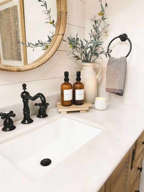 Cozy Ideas, Bathroom Counter Decor, Sink Decor, Guest Bathroom Decor, Neutral Bathroom, Restroom Decor, Counter Decor, Stunning Bathrooms, Bathroom Counters