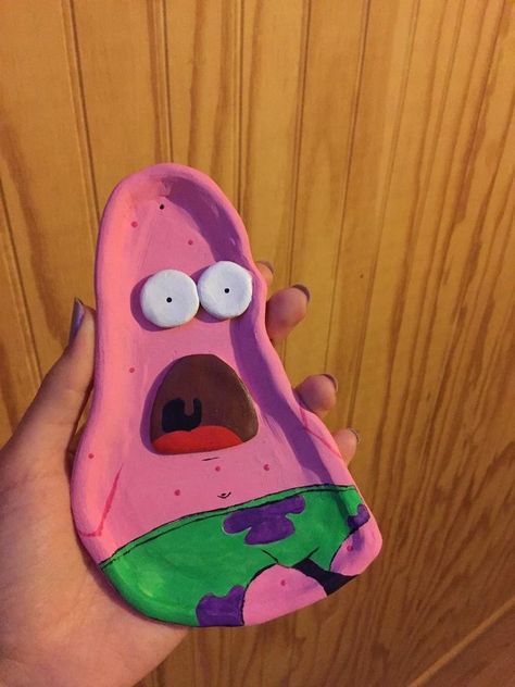 One Piece Anime Clay Art, Space Clay Art, Spongebob Clay Tray, Asbak Aesthetic, Clay Ashtray Ideas Trippy, Clay Ash Tray Ideas, Spongebob Clay, Diy Ashtray Clay, Clay Crafts Aesthetic