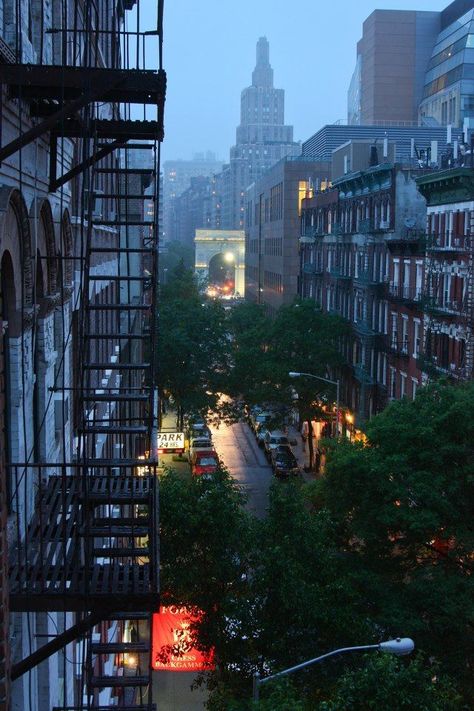 Greenwich Village, NYC near NYU New York Greenwich Village, Washington Square Park Aesthetic, City Kids Aesthetic, Emerson Aesthetic, Ny Aesthetic, Dope Pics, Voyage New York, Tall Buildings, Washington Square Park