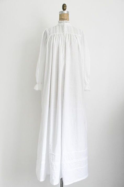 Edwardian Nightgown, Grainne Morton, Cropped Faux Fur Coat, Victorian Nightgown, Angora Cardigan, Beautiful Wedding Gowns, Vintage Nightgown, Country Fashion, Bohemian Wedding Dress