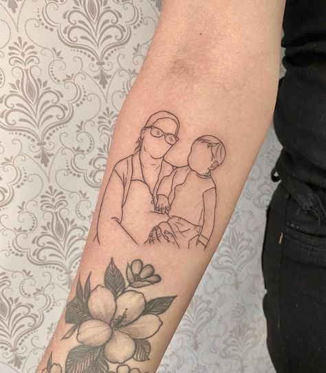 Minimal Portrait Tattoo, Minimalist Portrait Tattoo, Fine Line Portrait Tattoo, Outline Of Picture Tattoo, Portrait Outline Tattoo, Line Portrait Tattoo, Picture Outline Tattoo, Grandparents Tattoo, Photos Tattoo