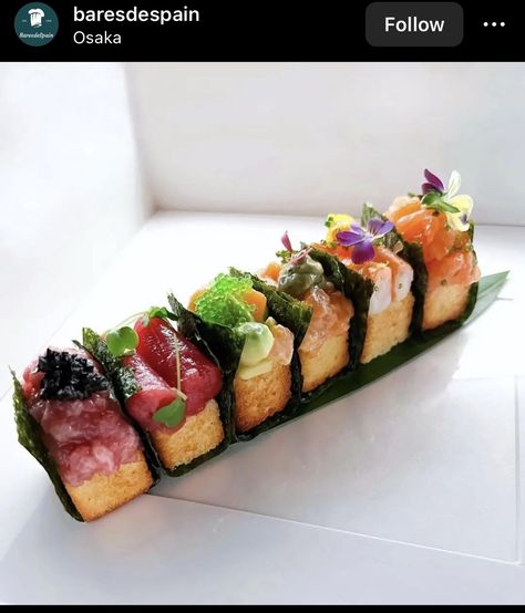 Gastronomic Food, Food Presentation Plates, 2023 Food, Sushi Roll Recipes, Japanese Food Sushi, Gourmet Appetizers, Sushi Menu, Sushi Platter, Otaru