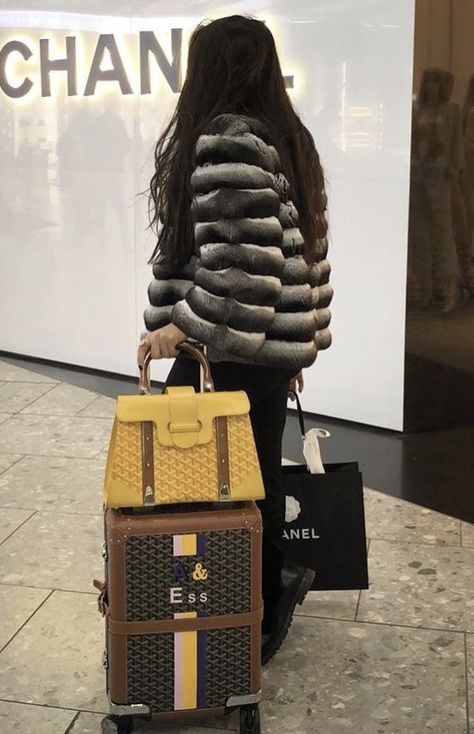 Goyard Travel Luggage, Luxury Luggage Aesthetic, Sleepers Footwear For Women, Must Have Footwear For Women, Formal Footwear For Women, Must Have Footwear, Goyard Luggage, Flat Footwear, Slippers Heels