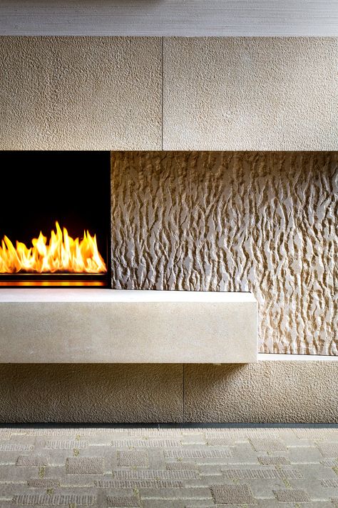 Fireplace Ideas Modern Contemporary, Spa Fireplace, Fireplace Detail, Interior Fireplace, Contemporary Fireplace Designs, Fireplace Stone, Living Area Design, Manhattan Apartment, Deco Salon