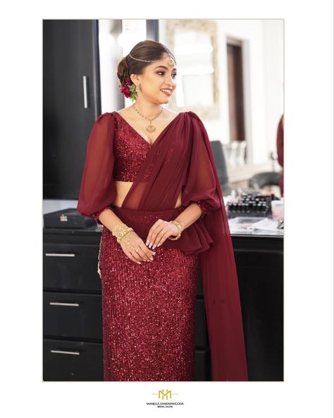 Kandiyan Saree Blouse Designs, Wedding Saree Jacket Designs Latest, Kandiyan Saree Designs, Kandyan Bridal Saree Designs, Modest Blouse Designs Saree, Kandian Saree Jacket Designs Latest, Wedding Saree Jacket Designs, Kandyan Saree For Party, Sari Jacket Designs