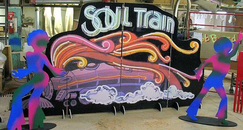 70s Party Theme Decorations, Soul Train Party Decorations, Motown Christmas, Soul Train Themed Party, 70s Birthday Party Ideas, Disco Theme Parties, Motown Party, Soul Train Party, Train Theme Party