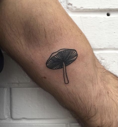 Mushroom Stick And Poke, Grunge Drawing, Stick Poke, Stick N Poke, Stick N Poke Tattoo, Mushroom Fairy, Poke Tattoo, Hand Poke, Indie Grunge