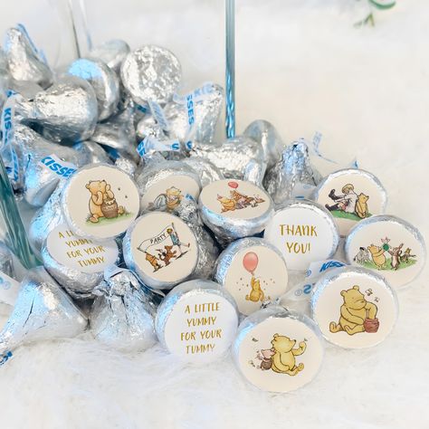 Winnie The Pooh Baby Shower Favors, Winnie The Pooh Baby Shower Decorations, Winnie The Pooh Party Favors, Kiss Sticker, 1st Birthday Party Favors, Baby Shower Souvenirs, Foster Baby, Chocolate Labels, Winnie The Pooh Themes