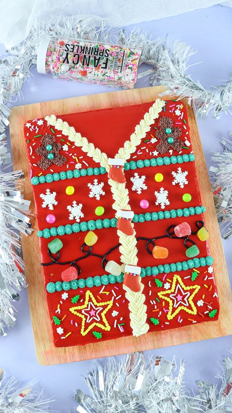 Ugly Christmas Sweater Cake Ideas, Ugly Sweater Cupcakes, Ugly Christmas Sweater Party Ideas Decor, Ugly Sweater Cake Ideas, Ugly Sweater Party Food, Christmas Sweater Cake, Ugly Christmas Sweater Cake, Spring Cake Designs, Ugly Sweater Cake