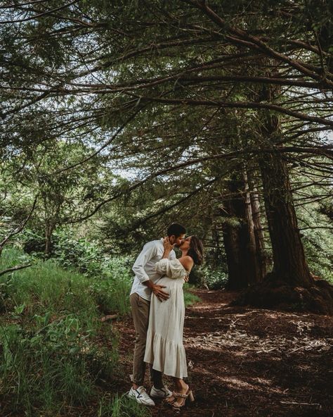 Fall Forest Maternity Shoot, First Anniversary Photo Shoot, Picnic Style Maternity Shoot, Willow Tree Maternity Photos, Maternity Photos River, Maternity Shoot In The Woods, Forest Maternity Photos, Maternity Woods Photoshoot, Maternity Creek Photography