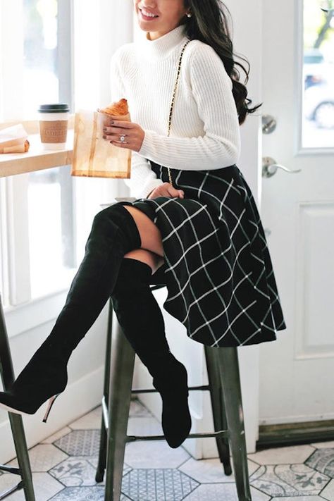 Winter Business Outfits, Winter Skirt Outfit, Stylish Work Outfits, Cute Fall Outfits, Business Outfit, Plaid Skirt, Work Outfits Women, 가을 패션, Business Outfits