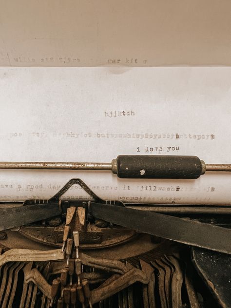 I Love You Typewriter, Vintage Writer Aesthetic, Vintage 1900s Aesthetic, Type Writer Aesthetic Vintage, 1940s Typewriter, Vintage Typewriter Aesthetic, Wwii Aesthetic, 1900 Aesthetic, 1930 Aesthetic