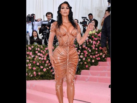 Estilo Kim Kardashian, Estilo Kardashian, Kim Kardashian Dresses, Met Gala Outfits, Met Gala Dresses, Kim Kardashian Outfits, Gala Outfit, Kardashian Outfit, Kim Kardashian And Kanye