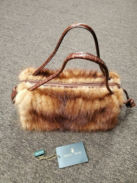 Fur Purse, Concept Clothing, Virtual Fashion, City Bag, Closet Fashion, Aesthetic Outfits, Leather Handbag, Passion For Fashion, Purses And Handbags