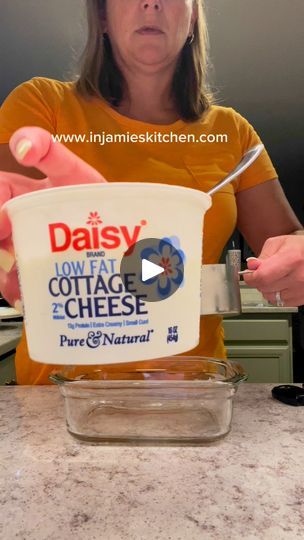 374K views · 4.7K reactions | I’ll drop the recipe in the comments.  Cottage cheese chicken parm bowl is a great high protein meal for one.  #easyrecipes #dinnerforone | In Jamie's Kitchen | In Jamie's Kitchen · Original audio Cottage Cheese Whipped, Chicken Cottage Cheese, Cottage Cheese Chicken, Best Protein Sources, Cottage Cheese Bowls, Protein Lunch Ideas, Chicken Cottage, Lite Recipes, High Protein Lunch Ideas