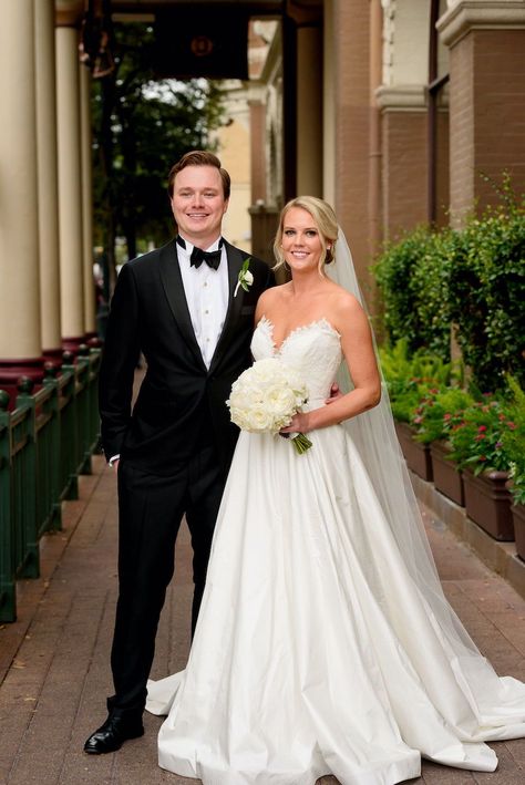 Susan and Graham’s black tie wedding at The Driskill Hotel in Austin, Texas | Jenny DeMarco - Austin Wedding and Engagement Photographer #austinwedding #austinweddingphotographer #thedriskillhotel #blacktiewedding Proper Hotel Austin, Driskill Hotel Wedding, Barr Mansion Austin, Hotel San Jose Austin, Driskill Hotel Austin, The Wayback Austin Wedding, Black Tie Wedding, Austin Wedding Photographer, Groom Portraits