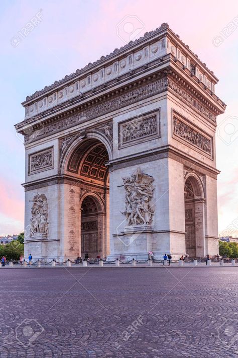 Arc de Triomphe Paris city at sunset - Arch of Triumph - 35675217 Arch Of Triumph, City At Sunset, France City, Global Icon, Tourist Trap, Montage Photo, Paris Love, Paris City, World Cities